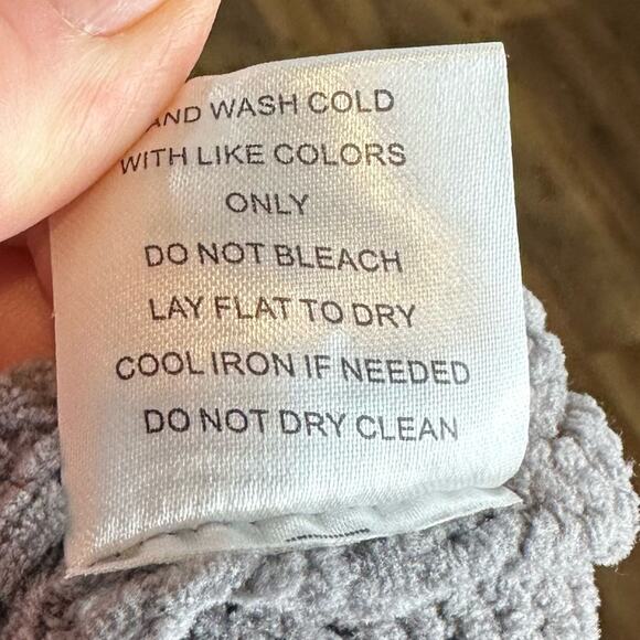 Altar'd State V Neck Sweater Gray Size Medium Cozy - Picture 6 of 7